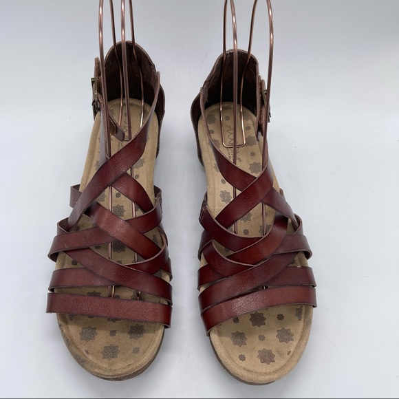 Axxiom, Strappy Wedge Sandals. Size 11M. In excellent condition! - Picture 4 of 10